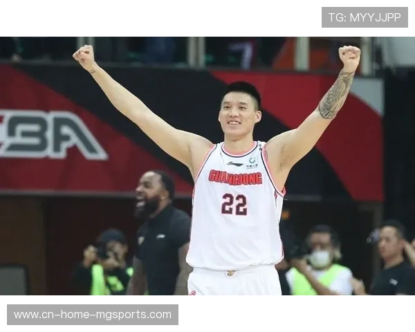 王浩然攻防两端均衡发展 深圳小将跻身篮板榜前四